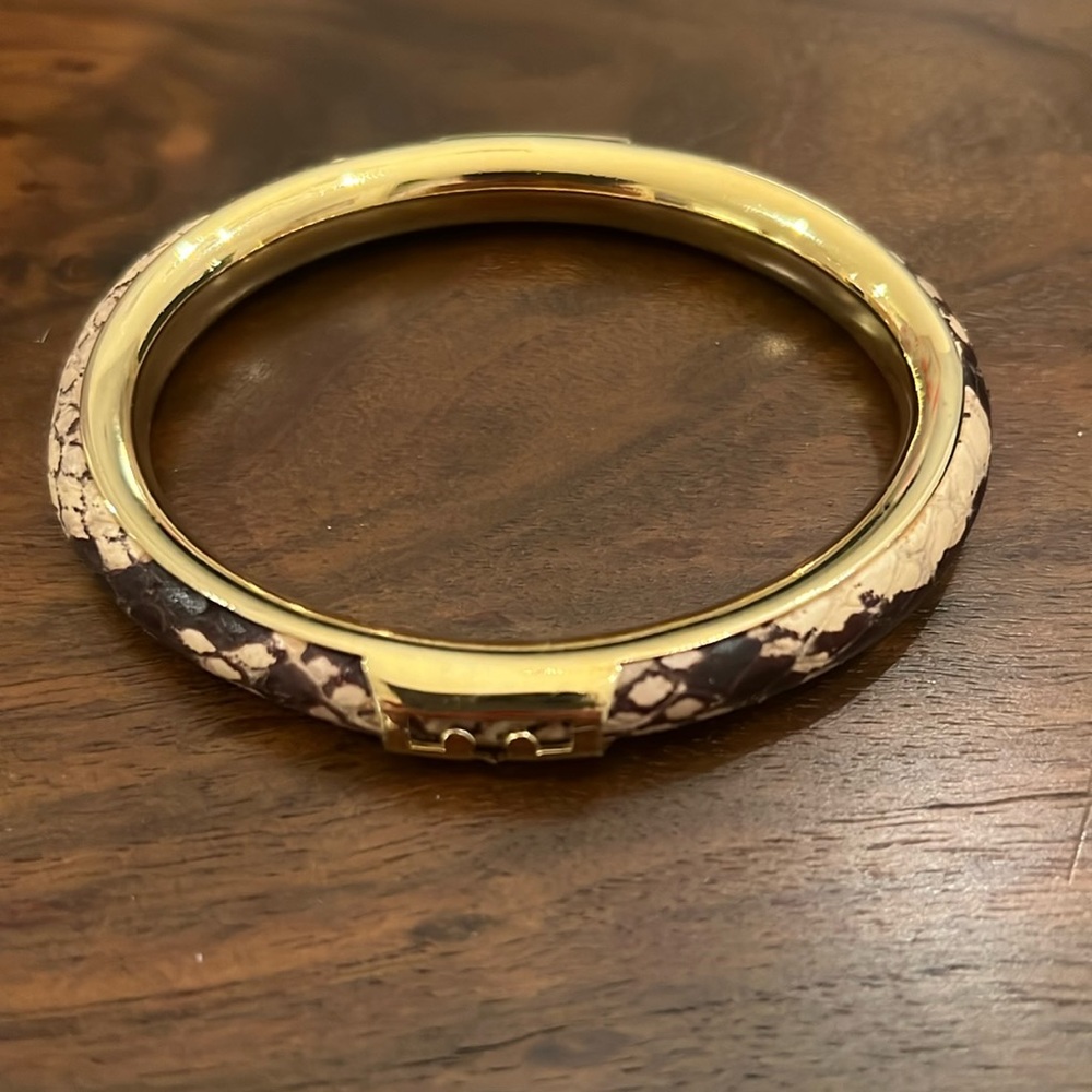 Tory Burch Bracelet Snake skin.